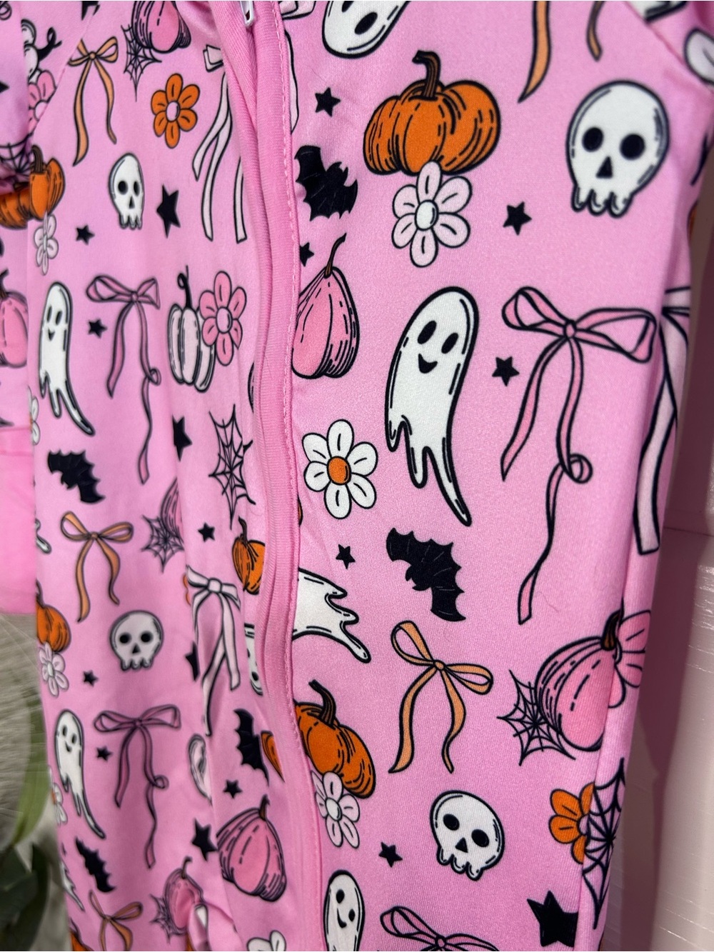 Kids Pink Halloween Ghost Print pajamas